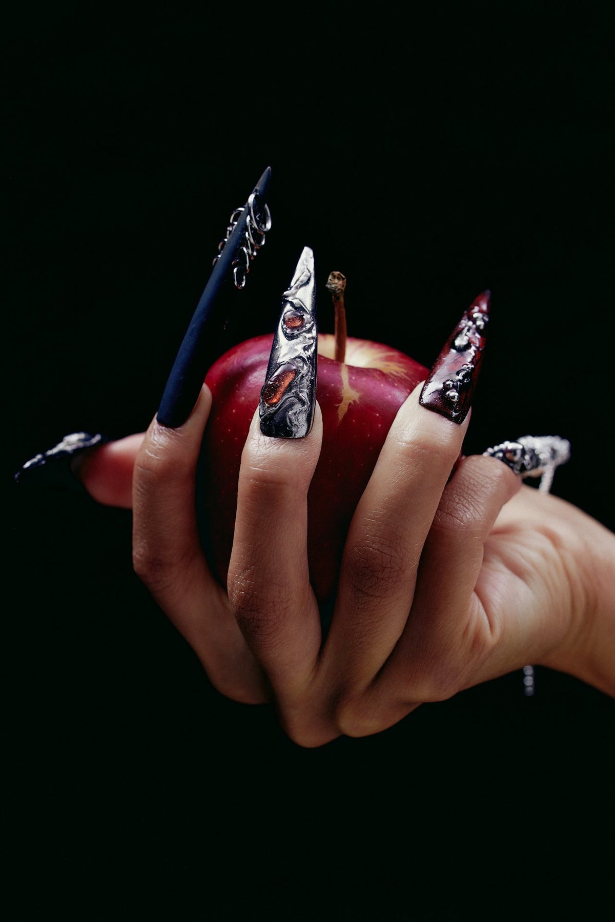 Woman holding an apple