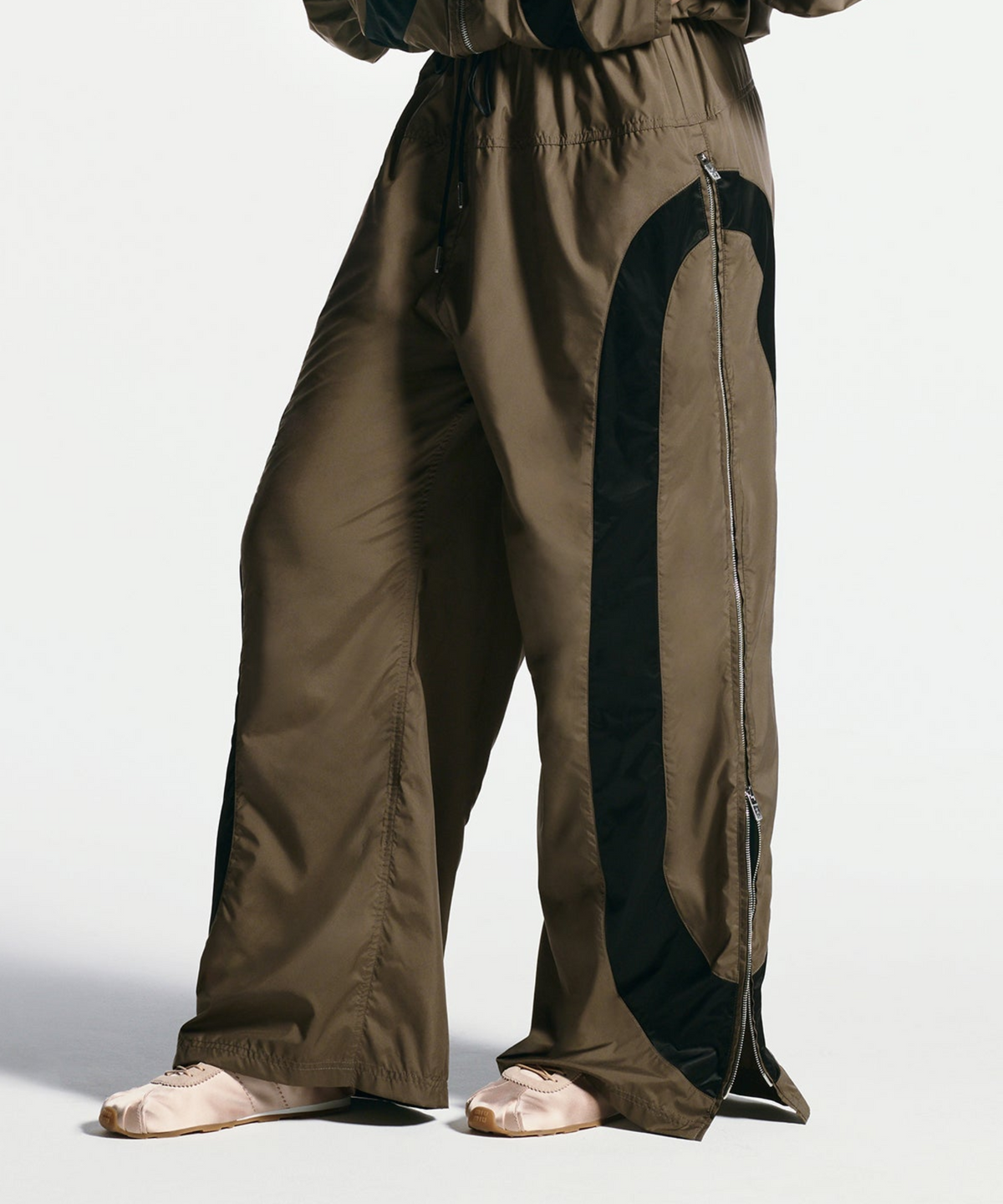 The Warm Up Pant